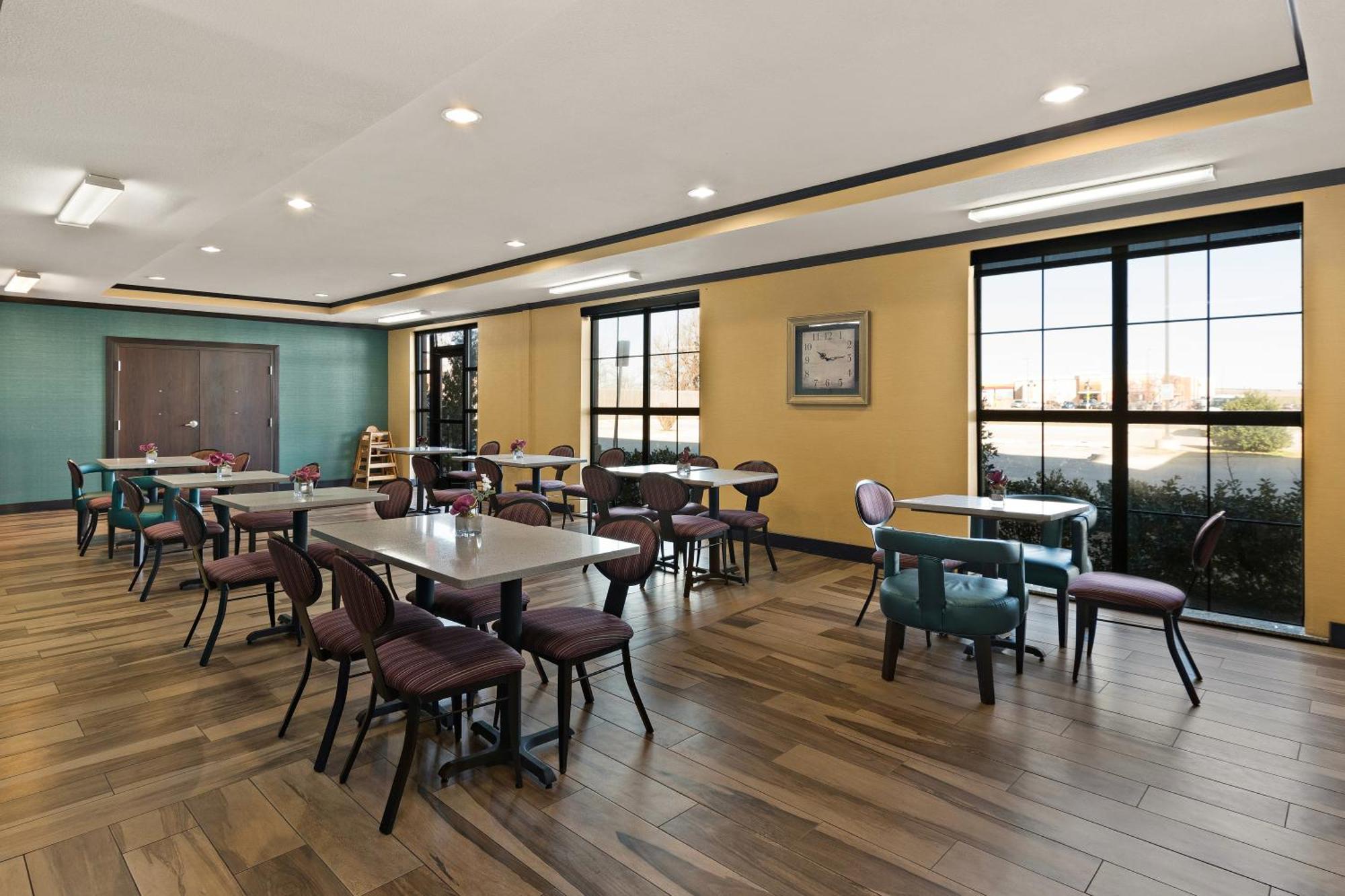 Comfort Inn & Suites Newcastle - Oklahoma City Extérieur photo